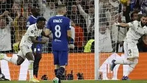 刘诚宇成国足新星，国青教练赛后为弟子释压